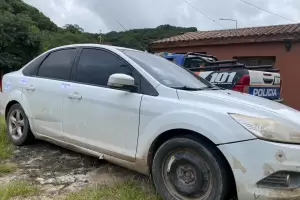 Secuestraron un auto y marihuana, en un control vehicular llevado a cabo en El Alto