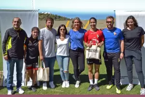 El seleccionado de ftbol femenino de Venezuela entren en Catamarca