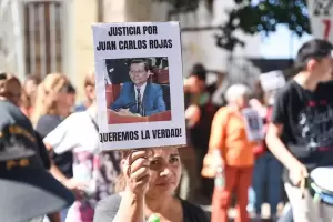 Tras el hallazgo de la cmara de seguridad, la familia de Rojitas vuelve a marchar por justicia
