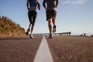 Una pareja salv a un nio que les pidi ayuda entre lgrimas: Escapaba de un abusador