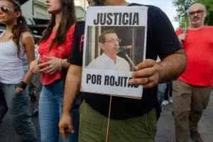 Marcha por el exministro: "Le pedimos a Jos Luis Barrionuevo respetar a la familia Rojas