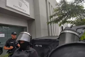 Luis Barriouevo termin de declarar ante el Fiscal Costilla en la causa por encubrimiento