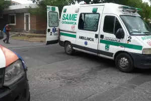 Motociclista result herido, tras sufrir un siniestro vial