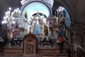 Con cientos de devotos, se realiz la tradicional Bajada y Caravana de la Virgen del Valle