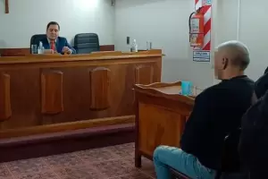 Condenaron a 15 aos de crcel a un padrastro acusado de abusar de sus hijastras