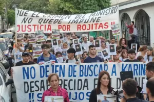 Unidos por Justicia: Marcharon por "Rojitas", Karina Chazarreta y Cristina Agero