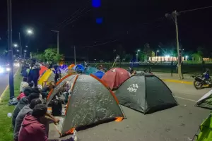 La Unidad Piquetera se instal con carpas al lado de Casa de Gobierno
