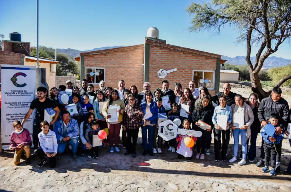 Entrega de viviendas en Bel�n