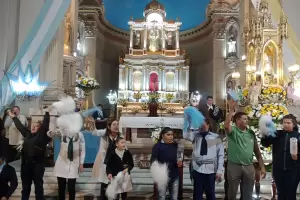 Escuelas de Educacin Especial rindieron homenaje a la Virgen del Valle