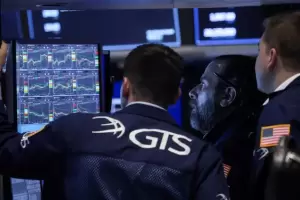 El mercado financiero reaccion al anuncio de Fernndez: Subi el dlar blue y los bonos