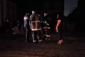 Explot un transformador en pleno centro y varios sectores se quedaron sin luz