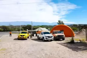 Defensa Civil ya instal sus equipos de asistencia al peregrino en el ingreso a la Cuesta del Portezuelo