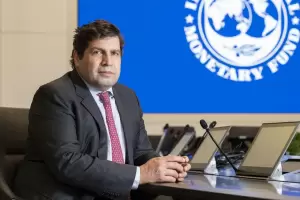 El director argentino ante el FMI denunci que economistas de JxC buscan bloquear fondos del organismo