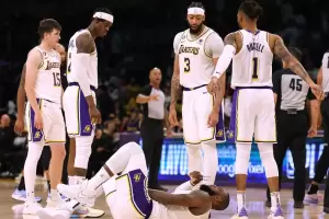 Agresin en los testculos y expulsin: el nuevo cruce entre LeBron James y Dillon Brooks