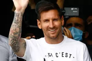 Messi sorprendi� a todos al salir a hacer un paseo en bicicleta en Barcelona