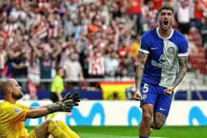 De Paul rompi la mala racha, marc un gol en el Atltico de Madrid y se lo dedic a Tini Stoessel