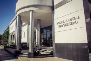 Una mujer fue condenada a 16 aos de prisin por prostituir a su hija de 8 aos