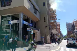 Falsa alarma: evacuaron el Banco Nacin y era una vela de gamexane