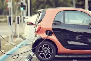 El Gobierno busca impulsar la produccin nacional de vehculos elctricos