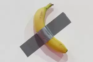 Incre�ble: Un estudiante se comi� una obra de arte valuada en 120.000 d�lares porque "ten�a hambre"