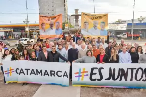 Un centenar de lderes polticos catamarqueos apoyaron a Larreta en su acto de cierre de campaa