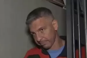 Lograron abrir el celular de Corazza y encontraron chats comprometedores con dos jvenes