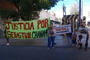 La defensa pedir la nulidad del juicio por la participacin de una jurado