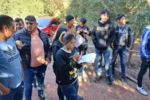 Alumnos de escuelas secundarias rurales de Tinogasta se capacitaron en el proceso de aceitunas verdes