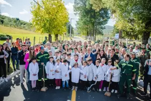 Terminaron de asfaltar el acceso principal a La Higuera