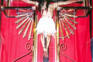 Continan las fiestas patronales en honor del Seor de los Milagros