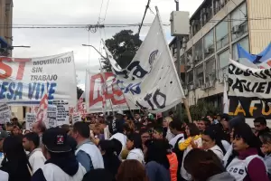 Organizaciones de izquierda, el MST y el Polo Obrero marcharon en Catamarca