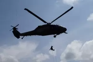 Colombia sigue buscando a cuatro nios perdidos en la selva y Petro reconoci que se equivoc