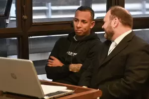 Villa otra vez ir al banquillo: Est acusado de violacin