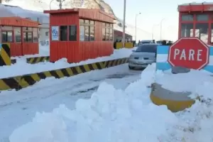 Sigue cerrado el paso Cristo Redentor: la nevada durara hasta el jueves