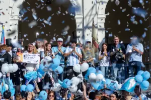 La Fiesta del Locro, en Capital y de la Empanada en Valle Viejo, convocaron a una multitud