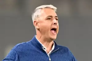 El DT de Sporting Cristal amenaz a River, tras el empate en Per