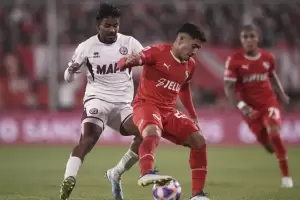 Lans se lo empat a Independiente sobre el final