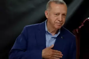 Turqua: primeros resultados en balotaje dan ventaja a Erdogan