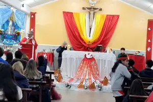 Celebraciones de Pentecosts en los barrios Libertador II y Antinaco