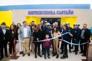 Inauguraron una nueva sucursal de la Distribuidora Castao