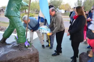 Realizaron homenaje al Cabo Mario Castro, a 41 aos de su muerte en combate en Malvinas