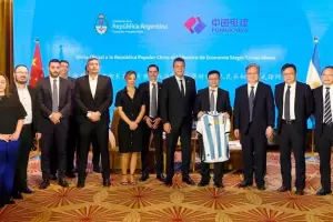 Massa obtuvo en Shangai cerca de 1.000 millones de dlares en inversiones