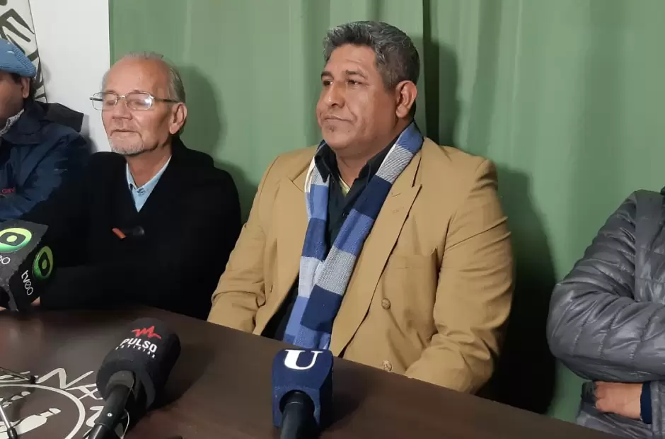 Ariel Coronel junto a Enrique Cowes