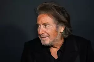 A los 83 a�os, Al Pacino est� a punto de ser pap� con su novia Noor Alfallah de 29