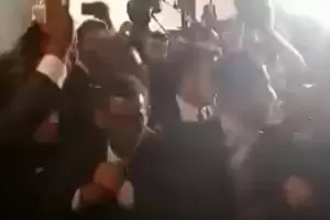 Custodios de Nicol�s Maduro agredieron a periodistas tras la cumbre de presidentes en Brasilia