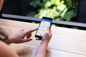 Alertan de una ola de estafas a jubilados por dbitos indebidos en sus cuentas bancarias