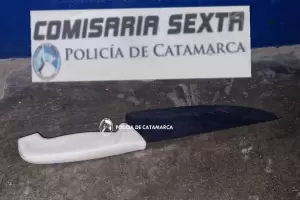 Arresto en las Mil Viviendas: Su to la amenaz e intent herirla con un arma blanca