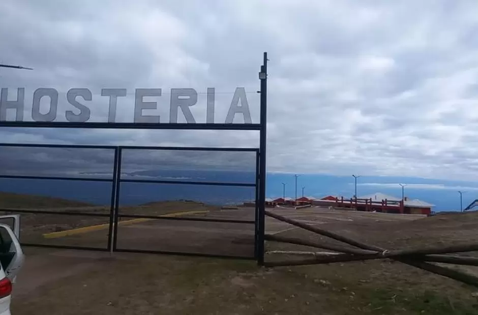 Hosteria cerrada y polmica