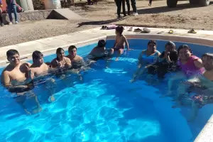 Alumnos de la Escuela de Educacin Especial N997 visitaron el complejo termal de Hualfn