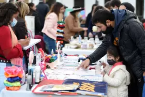 Ms de 250 comercios se suman a "La Noche de los Paseos" edicin Da del Padre